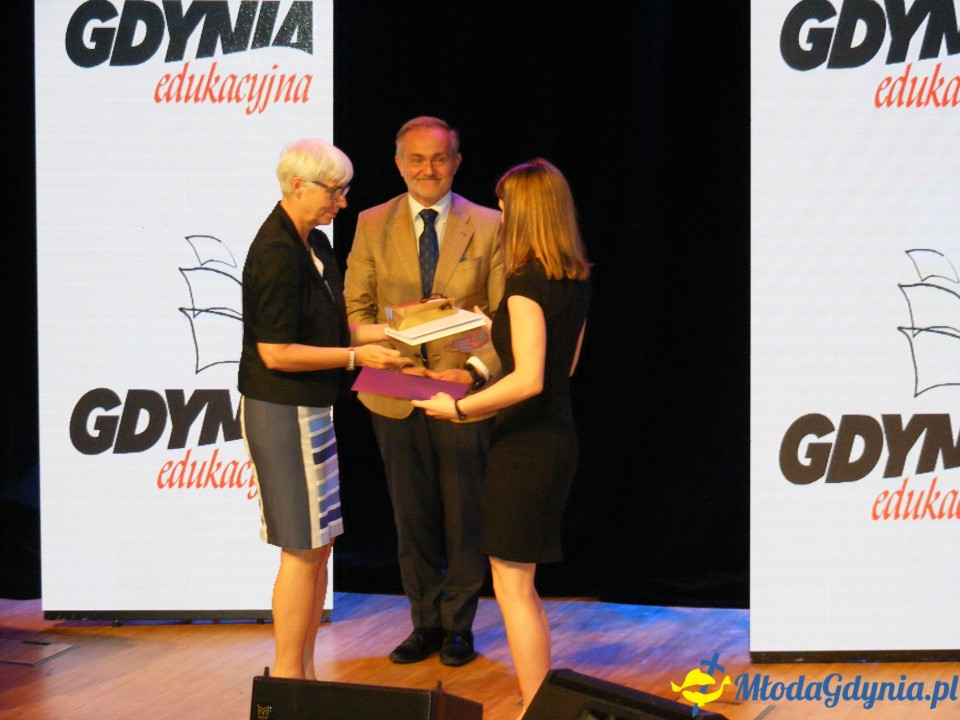 Wręczenie nagród najlepszym ośmioklasistom i absolwentom gimnazjów 19.06.2019