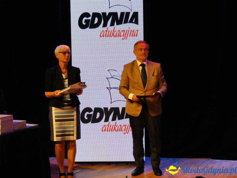 Wręczenie nagród najlepszym ośmioklasistom i absolwentom gimnazjów 19.06.2019