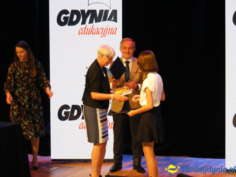 Wręczenie nagród najlepszym ośmioklasistom i absolwentom gimnazjów 19.06.2019
