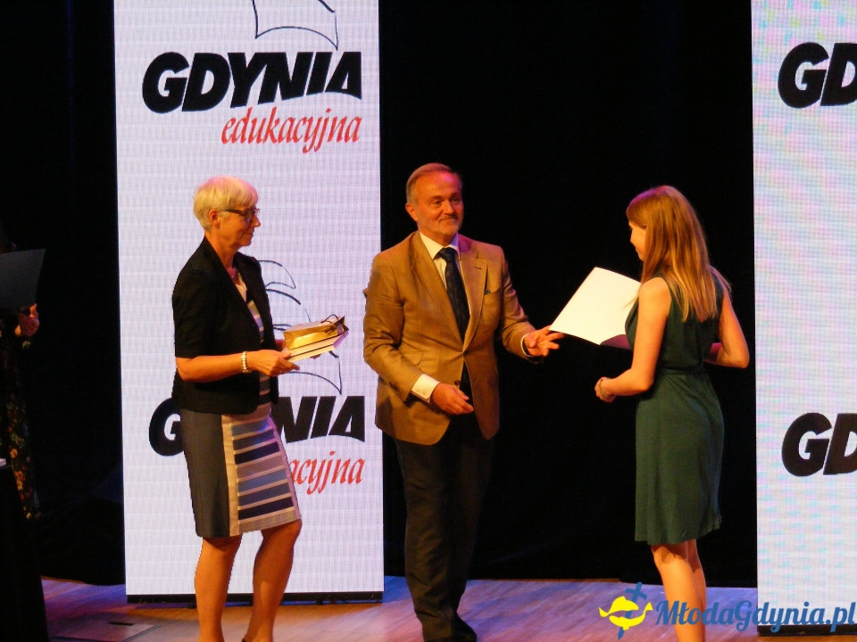 Wręczenie nagród najlepszym ośmioklasistom i absolwentom gimnazjów 19.06.2019