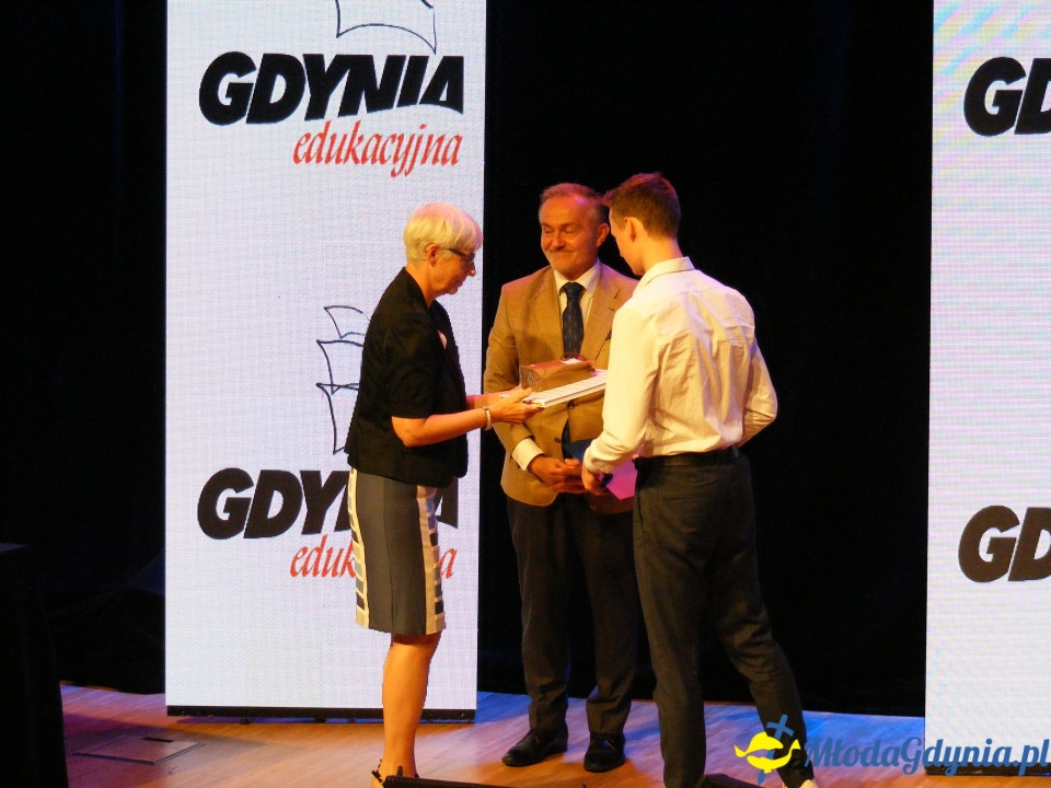 Wręczenie nagród najlepszym ośmioklasistom i absolwentom gimnazjów 19.06.2019