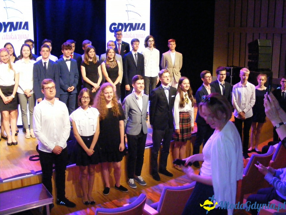 Wręczenie nagród najlepszym ośmioklasistom i absolwentom gimnazjów 19.06.2019