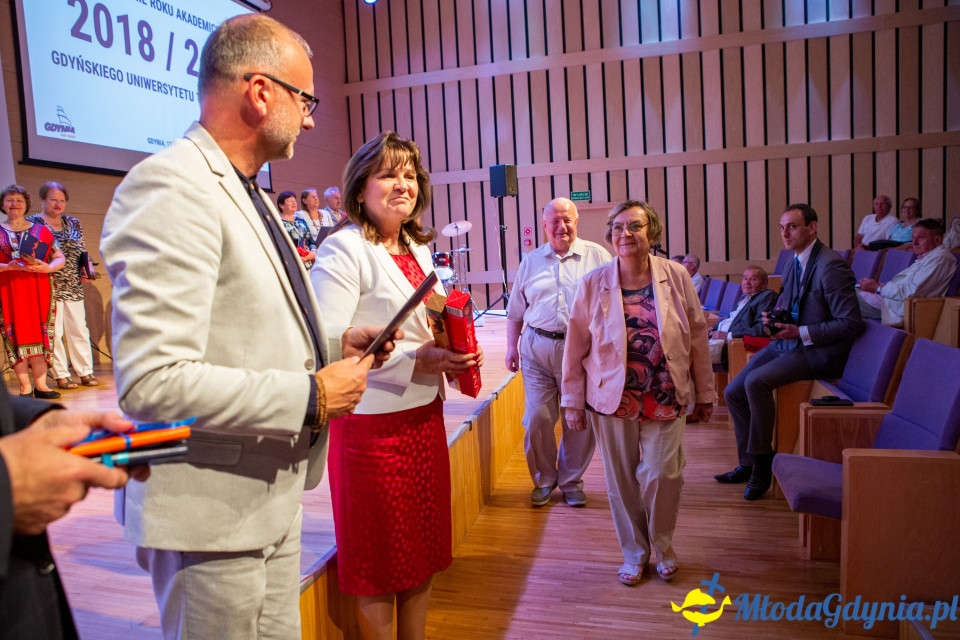 Studenci ? seniorzy zakończyli 15. rok akademicki