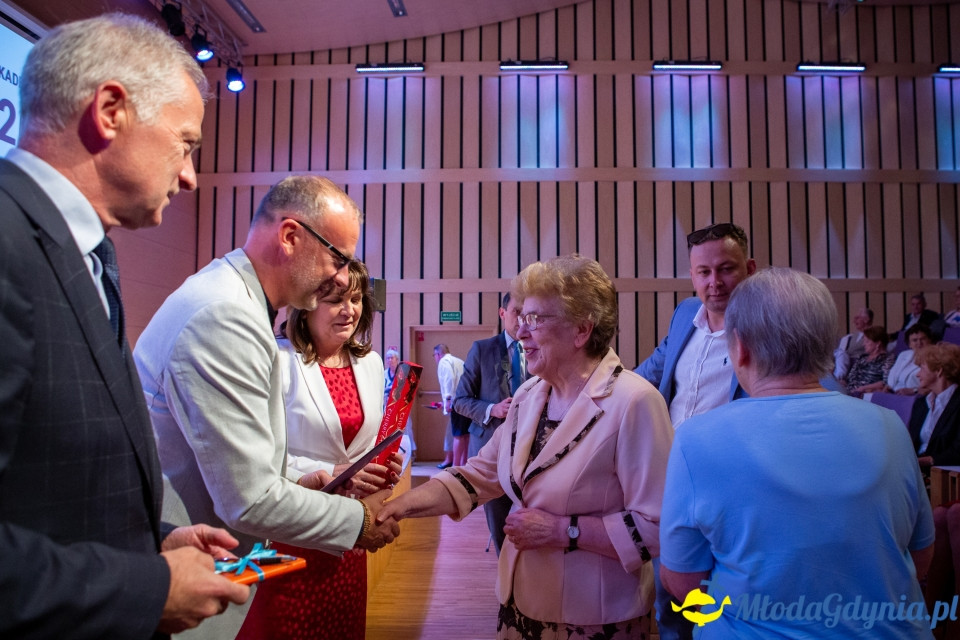 Studenci ? seniorzy zakończyli 15. rok akademicki