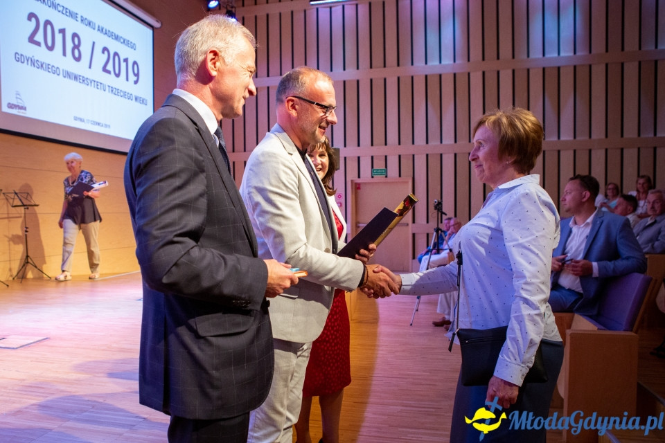 Studenci ? seniorzy zakończyli 15. rok akademicki