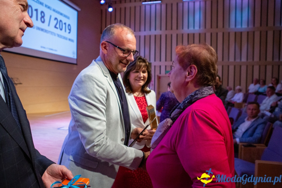 Studenci ? seniorzy zakończyli 15. rok akademicki