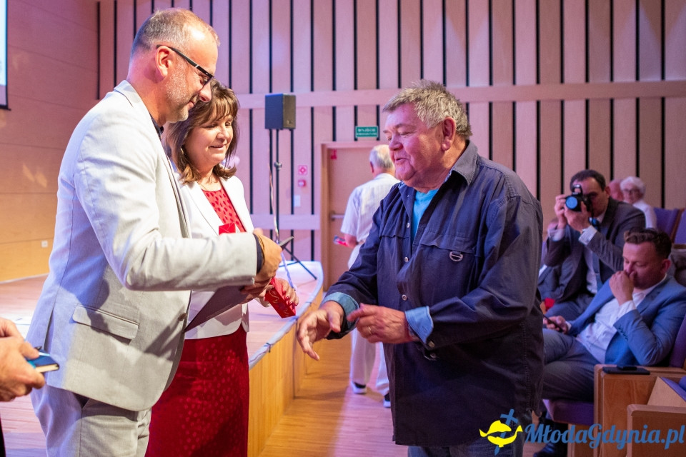 Studenci ? seniorzy zakończyli 15. rok akademicki