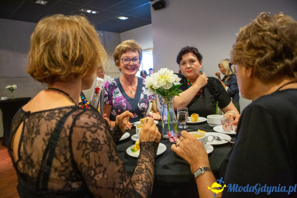 Studenci ? seniorzy zakończyli 15. rok akademicki