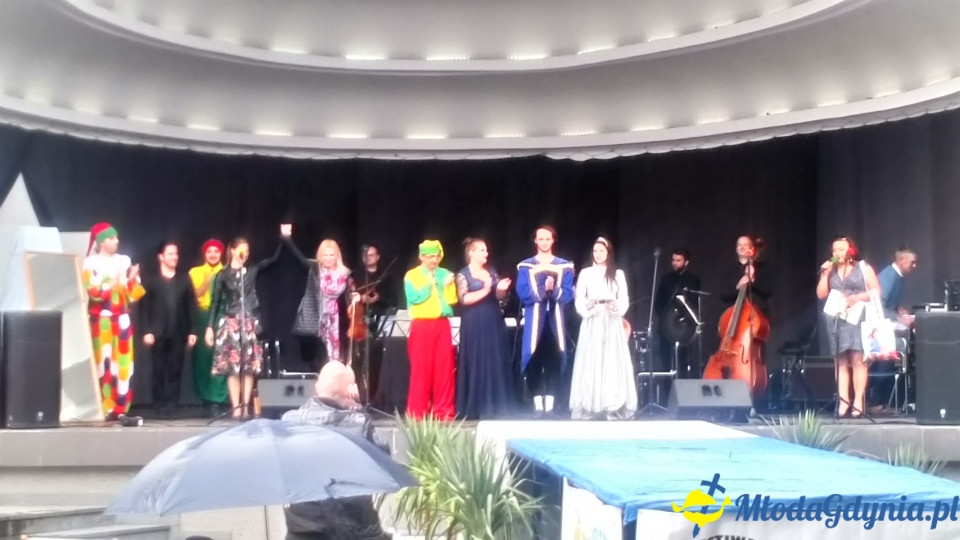 Operetka Królewna Śnieżka z udziałem Alana Wittbrodta