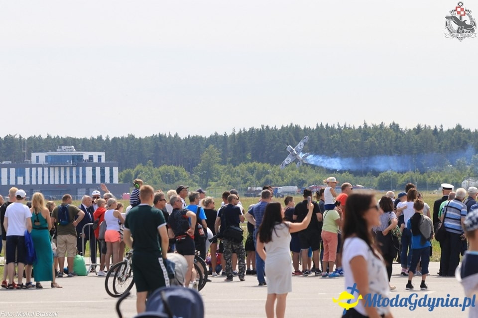 Piknik Lotniczy na lotnisku w Babich Dołach