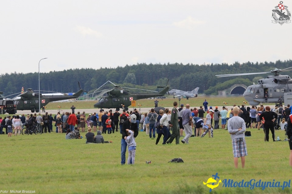 Piknik Lotniczy na lotnisku w Babich Dołach