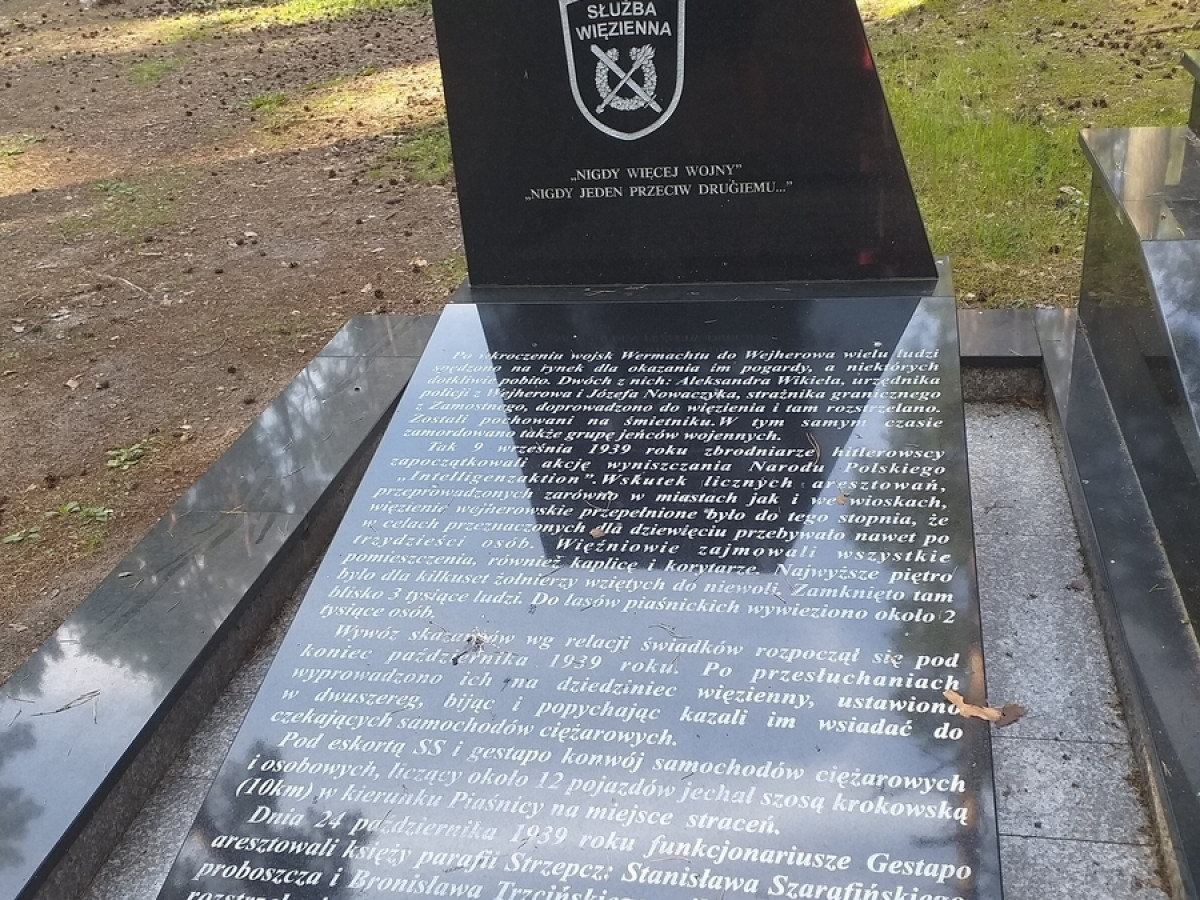 Piaśnica - to tu Niemcy mordowali Polaków