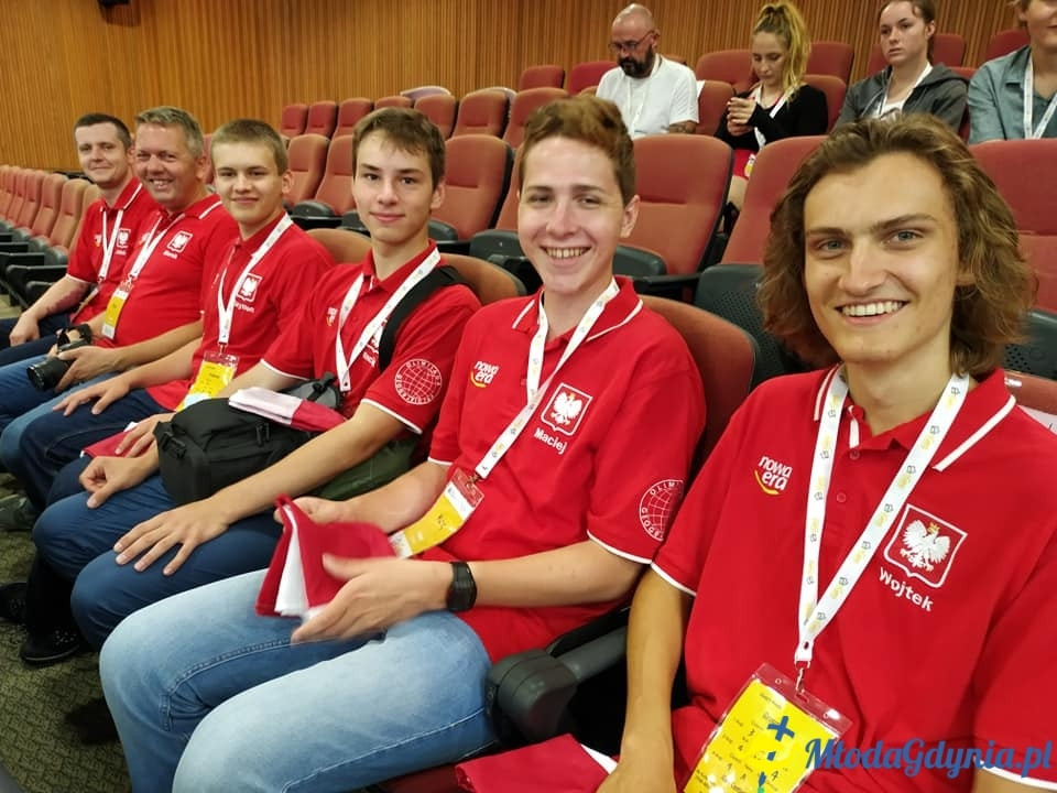Uczeń gdyńskiej Trójki srebrnym medalistą w Hongkongu