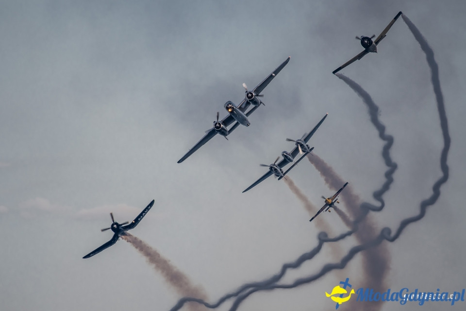 Gdyński Smog Wawelski mistrzem Konkursu Lotów Red Bull