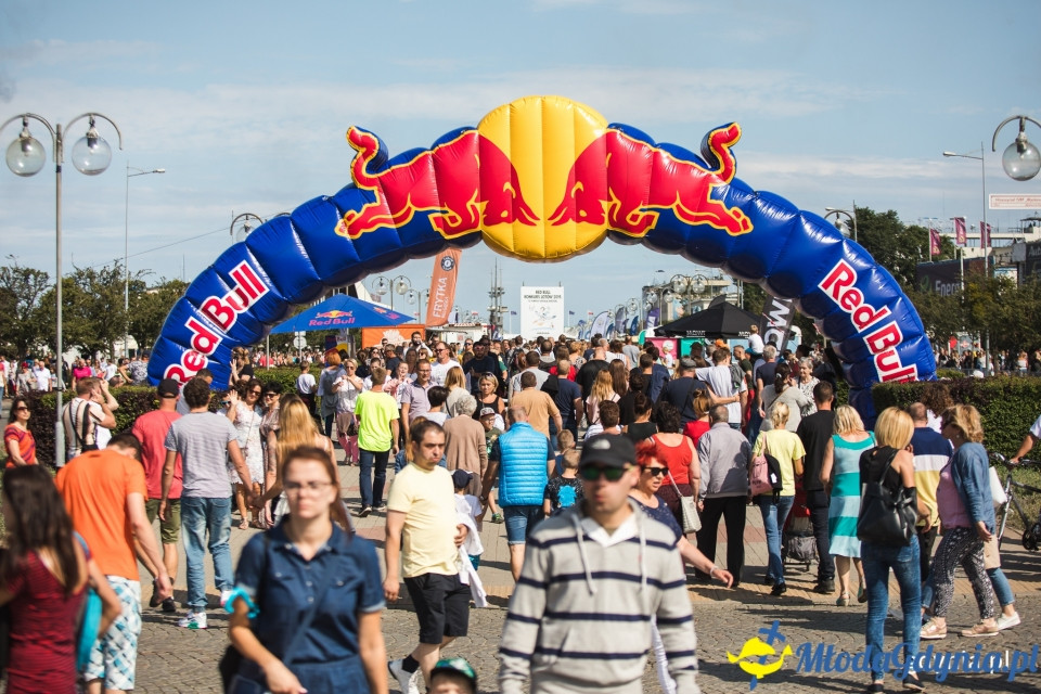 Gdyński Smog Wawelski mistrzem Konkursu Lotów Red Bull