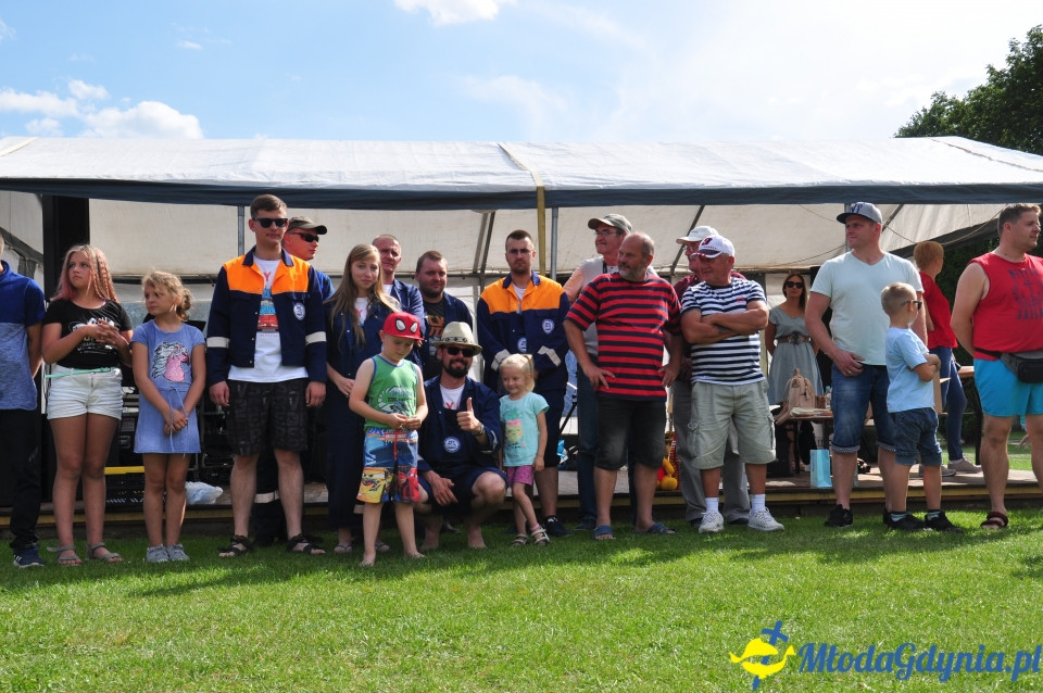 Gdyński trolejbus w wyścigu z wielbłądem