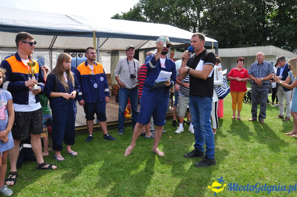 Gdyński trolejbus w wyścigu z wielbłądem