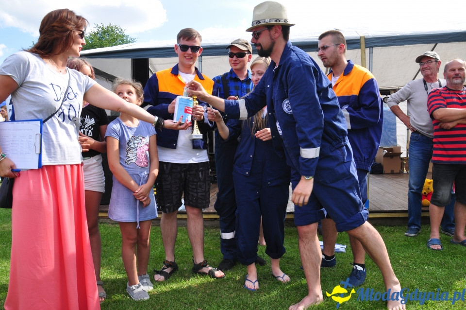 Gdyński trolejbus w wyścigu z wielbłądem