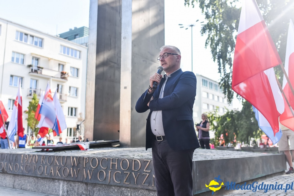 Maraton Solidarności przebiegł ulicami Gdyni