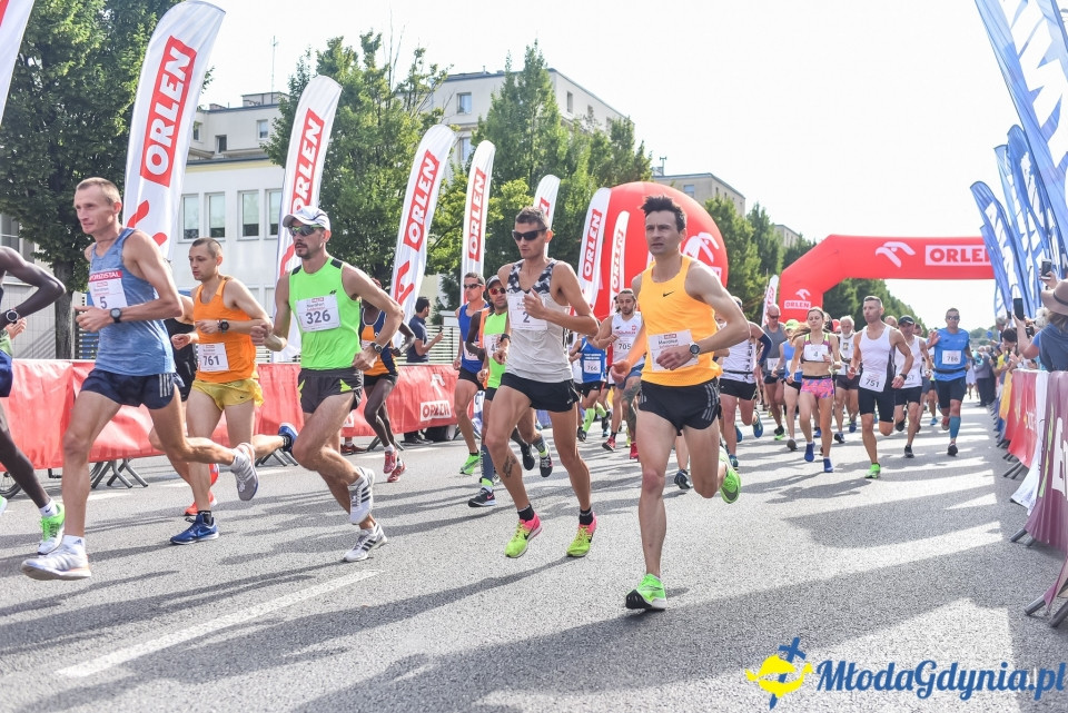 Maraton Solidarności przebiegł ulicami Gdyni
