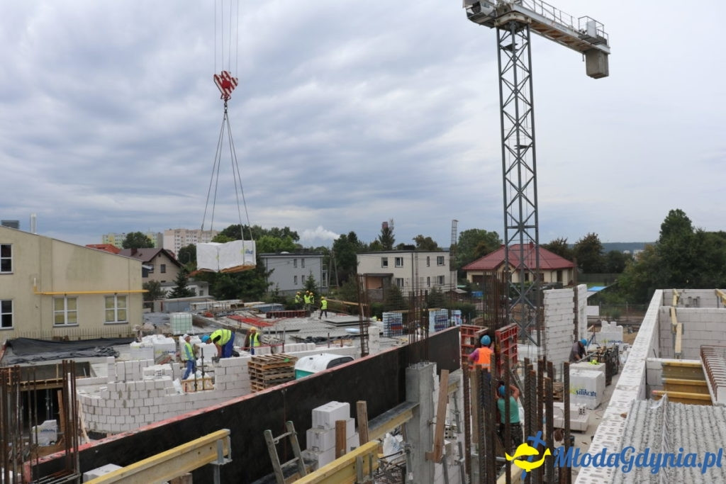 SP Pogórze - budowa