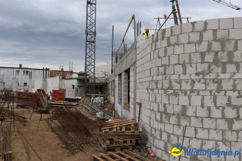 SP Pogórze - budowa