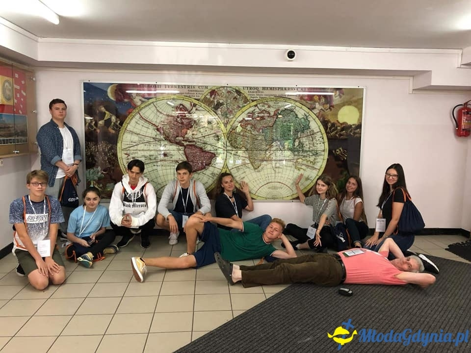 Uczniowie Ekonomika prężnie działają na Business Week 2019