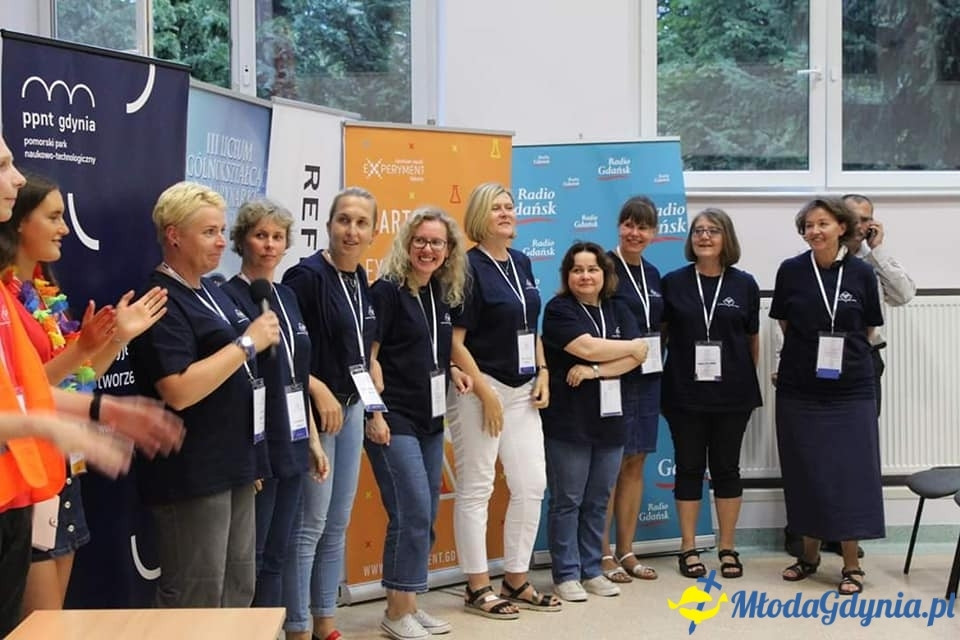 Uczniowie Ekonomika prężnie działają na Business Week 2019