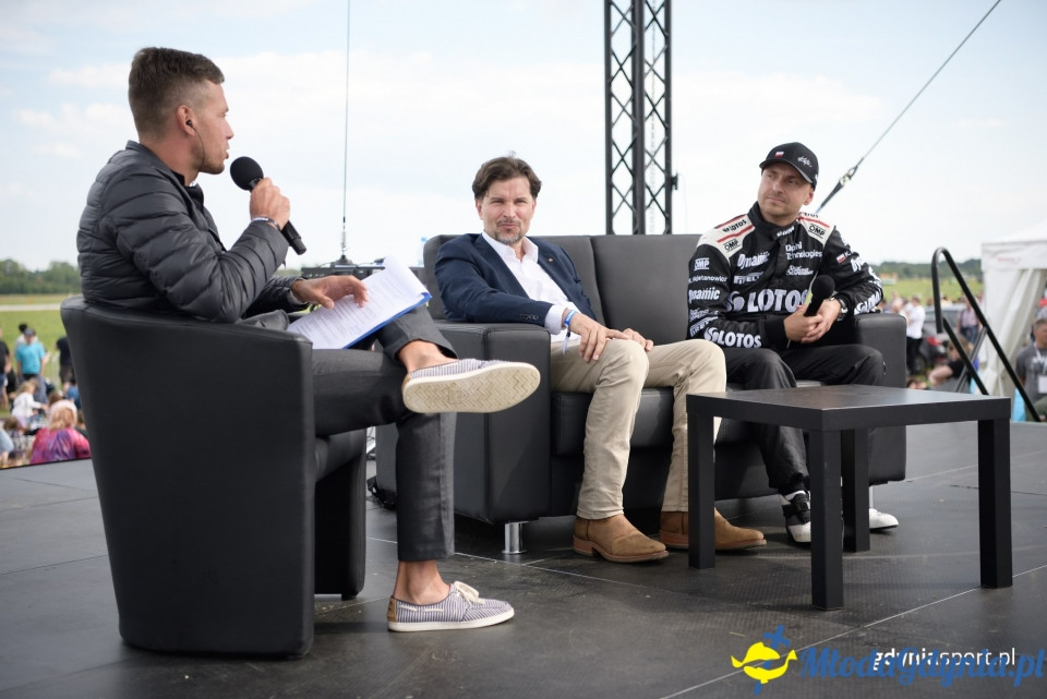 Lotos Gdynia Aerobaltic - Lotnisko (sobota)