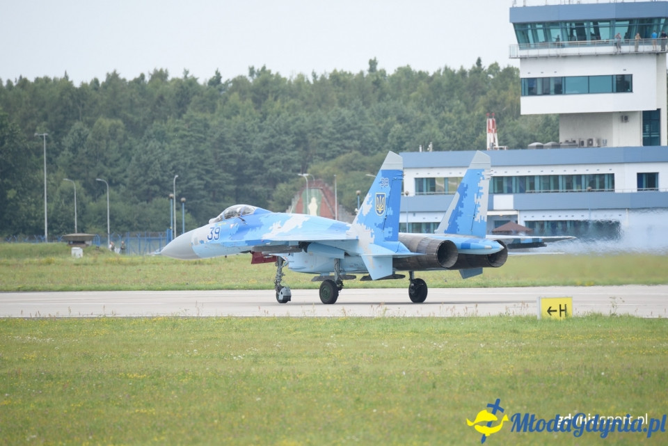 Lotos Gdynia Aerobaltic - Lotnisko (sobota)