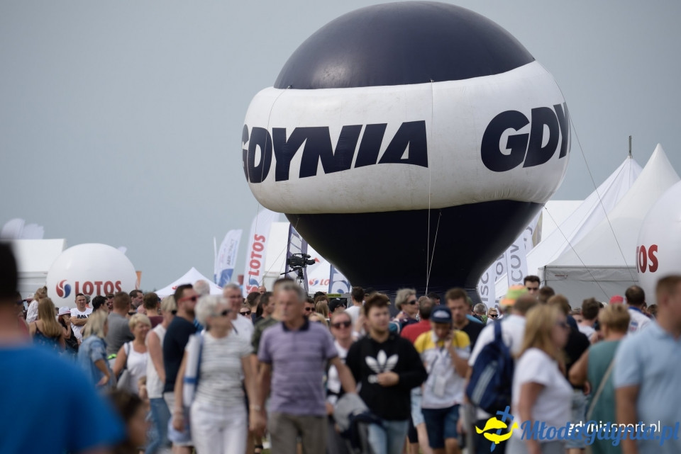 Lotos Gdynia Aerobaltic - Lotnisko (sobota)