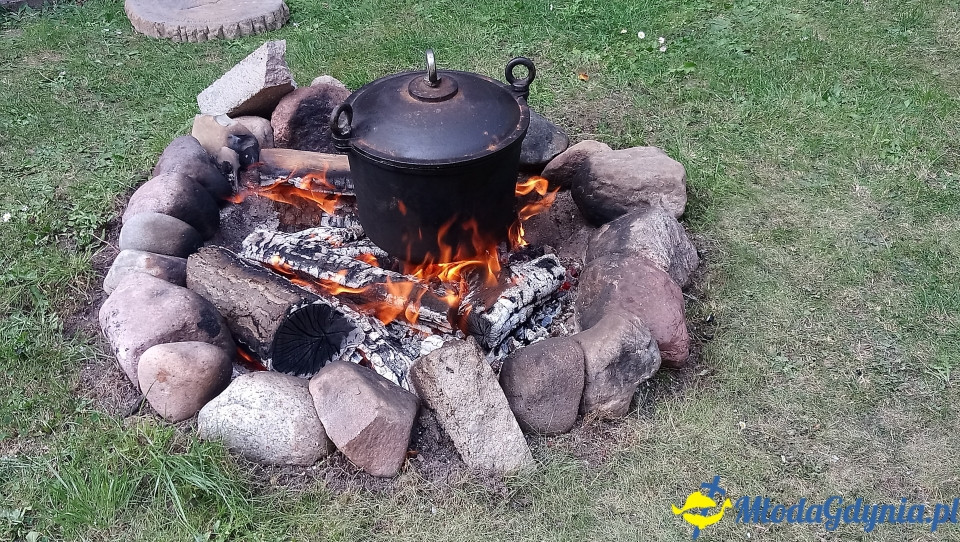 2019-08-31, Grill i kociołek Gdyńskiego Klubu Gazety Polskiej w ogrodach orłowskich