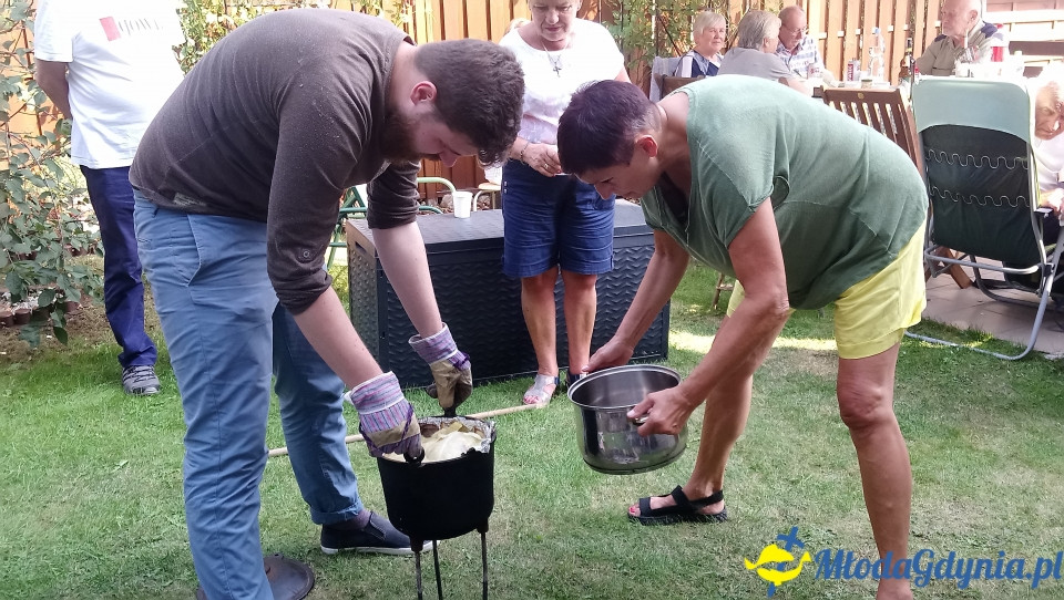 2019-08-31, Grill i kociołek Gdyńskiego Klubu Gazety Polskiej w ogrodach orłowskich