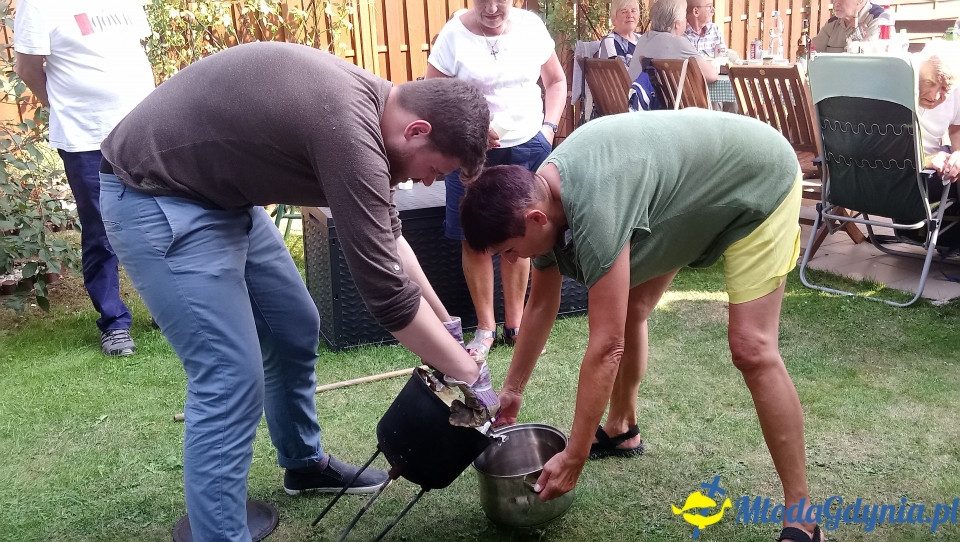 2019-08-31, Grill i kociołek Gdyńskiego Klubu Gazety Polskiej w ogrodach orłowskich