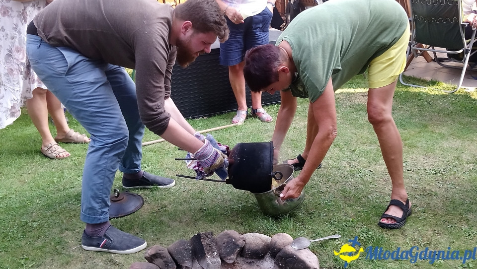 2019-08-31, Grill i kociołek Gdyńskiego Klubu Gazety Polskiej w ogrodach orłowskich