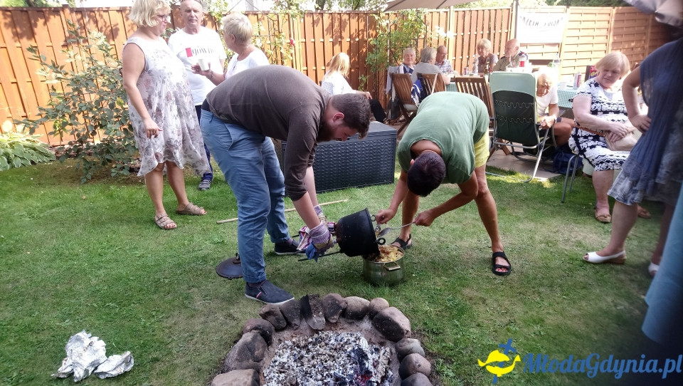 2019-08-31, Grill i kociołek Gdyńskiego Klubu Gazety Polskiej w ogrodach orłowskich