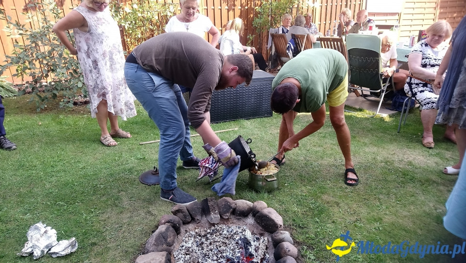 2019-08-31, Grill i kociołek Gdyńskiego Klubu Gazety Polskiej w ogrodach orłowskich