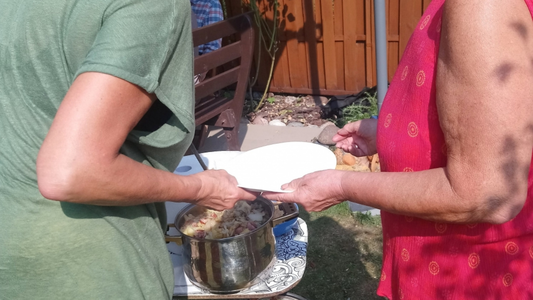 2019-08-31, Grill i kociołek Gdyńskiego Klubu Gazety Polskiej w ogrodach orłowskich