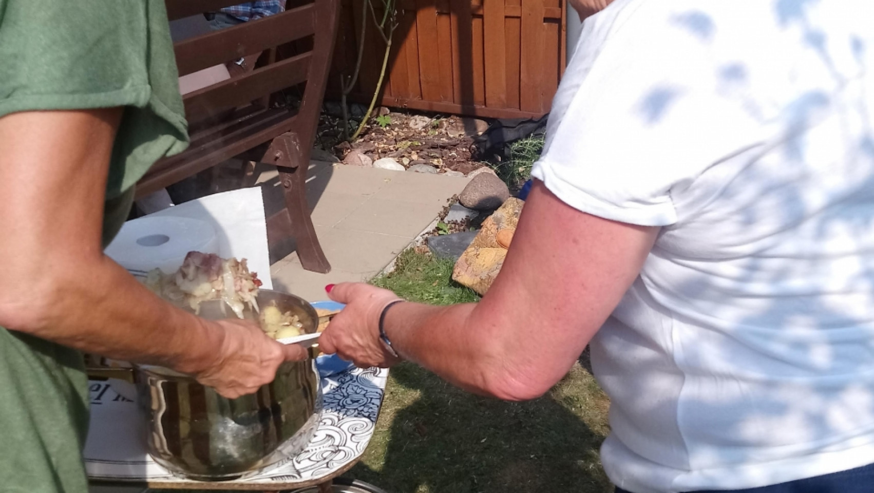 2019-08-31, Grill i kociołek Gdyńskiego Klubu Gazety Polskiej w ogrodach orłowskich