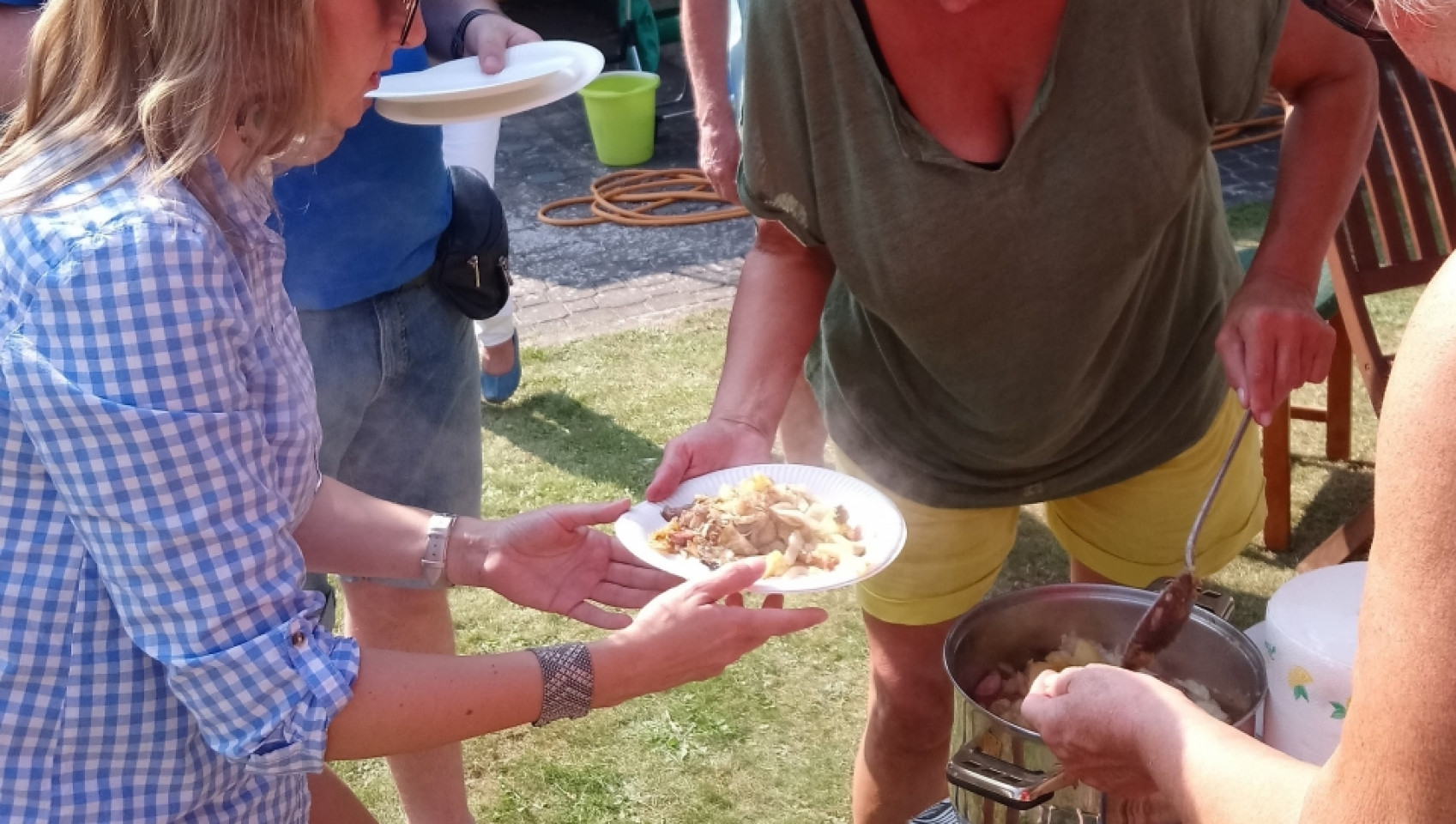 2019-08-31, Grill i kociołek Gdyńskiego Klubu Gazety Polskiej w ogrodach orłowskich