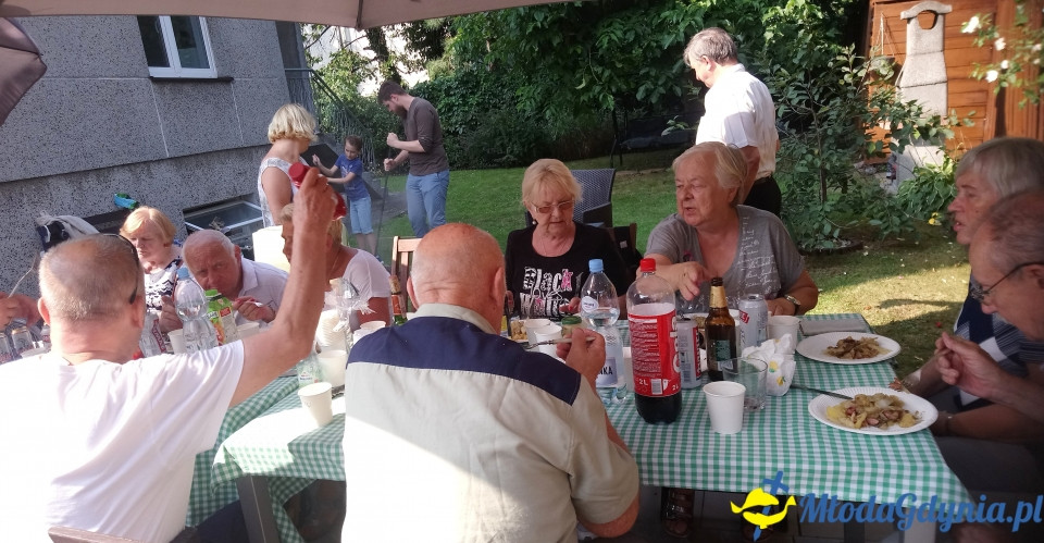 2019-08-31, Grill i kociołek Gdyńskiego Klubu Gazety Polskiej w ogrodach orłowskich