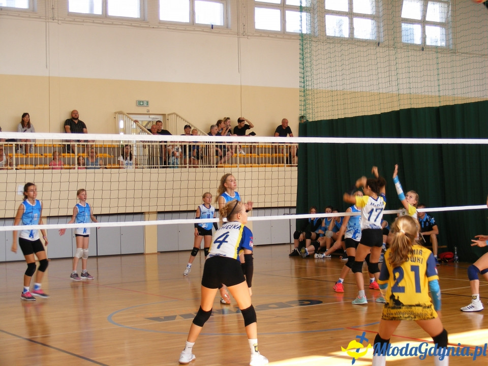 Otwarte Młodzieżowe Mistrzostwa Gdyni w Piłce Siatkowej - młodziczki