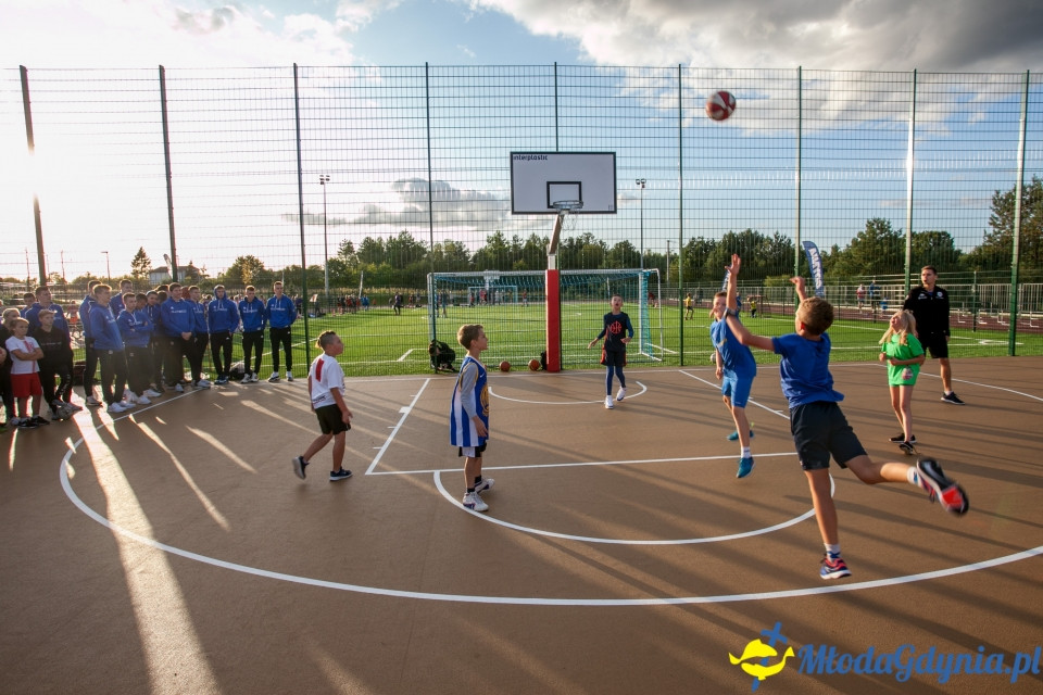 Totalny kosmos na Chwarznie-Wiczlinie