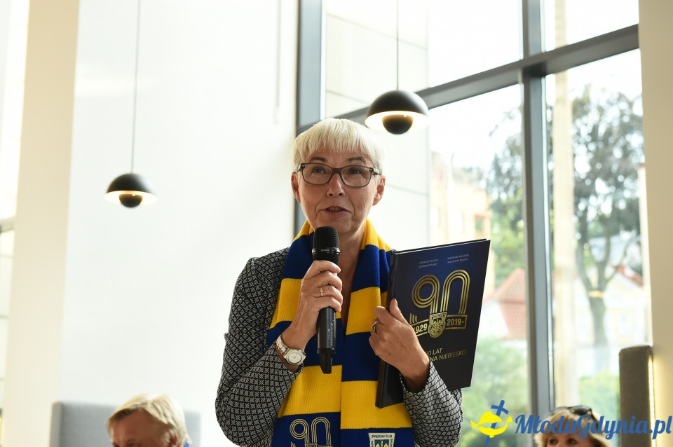 90 lat na żółto i na niebiesko