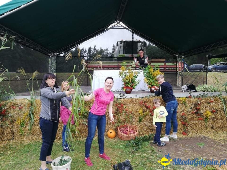 Dożynki Parafialne i X Festyn Kaszubski Chwaszczyno, Tuchom, Karczemki