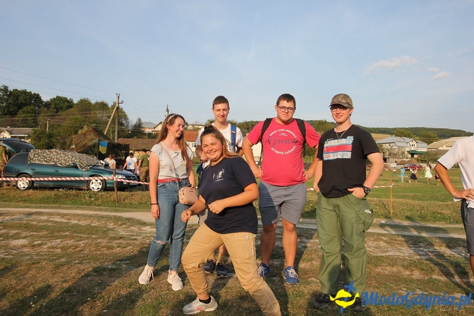 Roksana Dawidowska i Janek Ruszniak w wolontariacie na Ukrainie