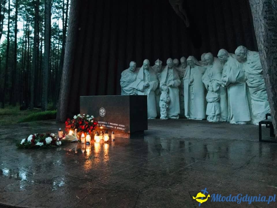 Piaśnicka Msza Żałobna - połączone chóry w Lesie Piaśnickim 17.09.2019