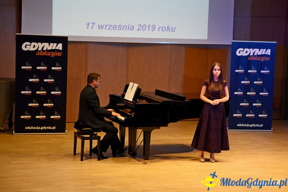 Najlepsi gdyńscy maturzyści 2019 nagrodzeni