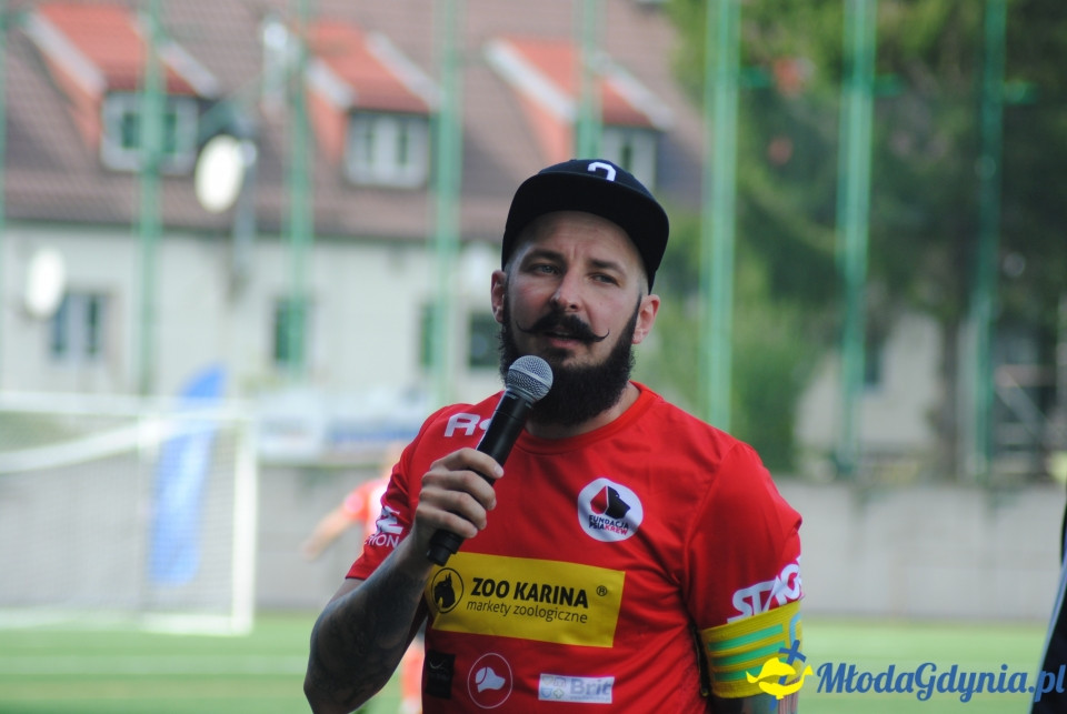 Drugi Charytatywny mecz o Psią Krew ? czyli Komicy vs Raperzy