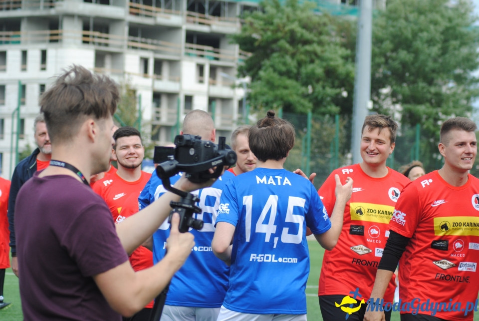 Drugi Charytatywny mecz o Psią Krew ? czyli Komicy vs Raperzy